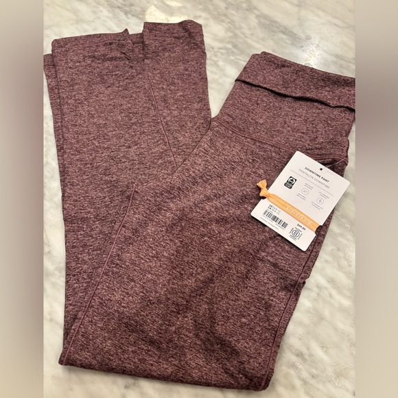 Athleta Girls Downtown Ruched Top and Pant - Picture 3 of 3